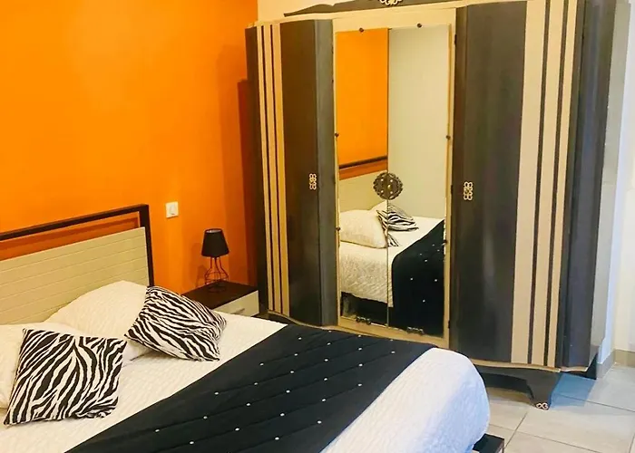 Le Relais Des Cols Penzion Cozzano